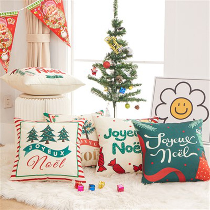 Christmas Throw and Cushion Set Christmas Throw and Cushion Set